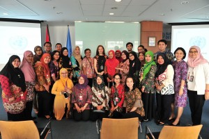 Peserta diklat saat mengunjungi Kantor UN Information Center di Lantai 7, Menara Thamrin, Jakarta, Selasa (9/4). (Foto: Humas/Jay). 