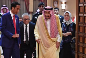 Presiden Jokowi saat diterima Raja Salman di Istana Pribadi Raja (Al-Qasr Al-Khas), Minggu (14/4). (Foto: BPMI)