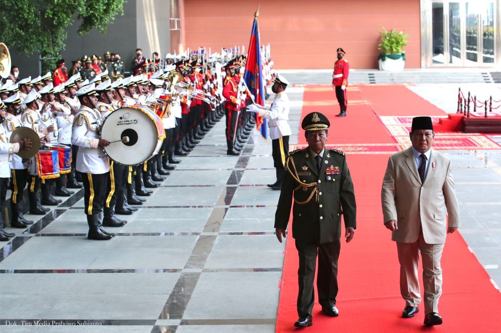 Kunjungi Wakil PM dan Menhan Kamboja, Menhan RI Prabowo Subianto Soroti Kesamaan Pandangan RI-Kamboja dalam Mendukung Perdamaian Dunia