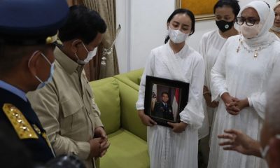 Ungkapkan Belasungkawa, Menhan Prabowo Temui Keluarga Almarhum Kapten Pnb Anumerta Allan