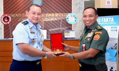 Kunjungi Lakesgilut TNI AU, Irjen Kemhan Lakukan Pemeriksaan Intern