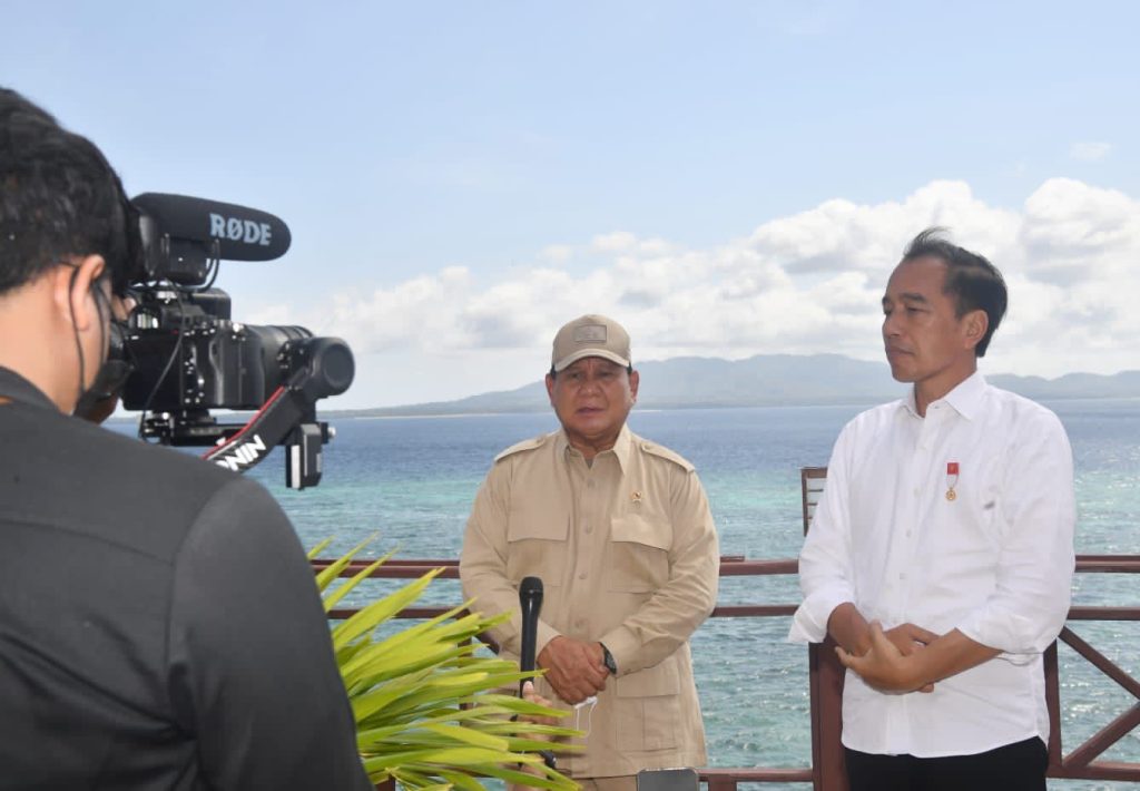 Menhan Prabowo Dampingi Presiden Jokowi Kunjungi Maluku Barat Daya, Bahas Pertahanan di Wilayah Perbatasan
