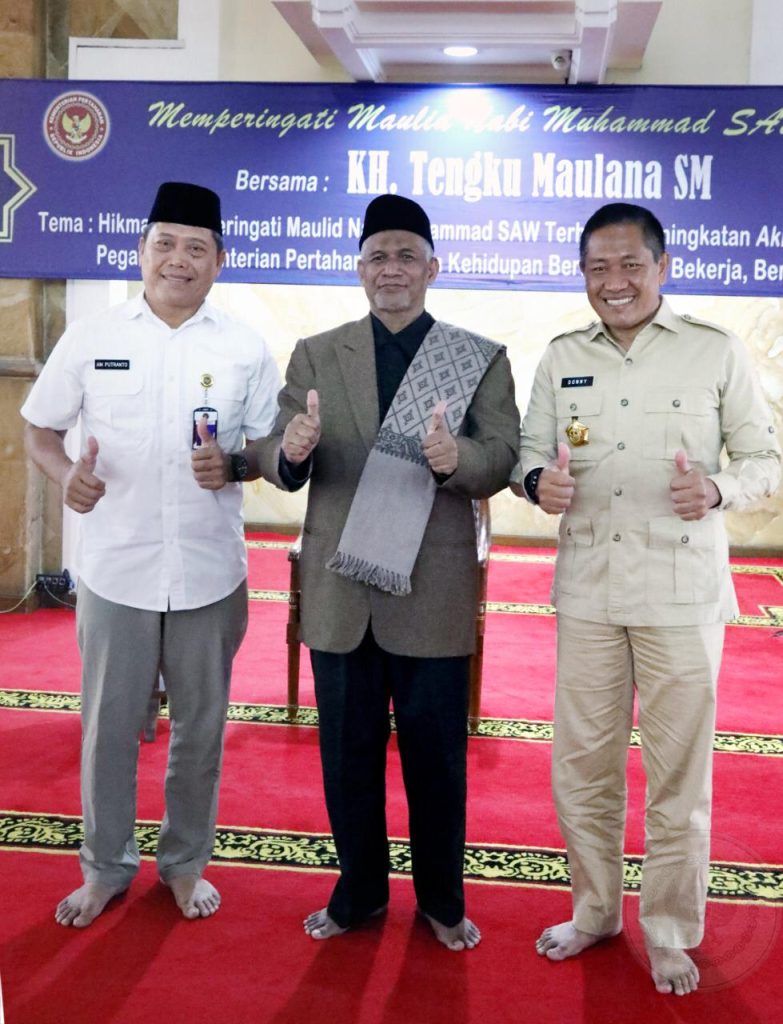 Kemhan Peringati Maulid Nabi Muhammad SAW, Menhan Prabowo Ajak Pegawai Kemhan Tingkatkan Akhlakulkarimah