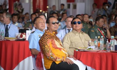 Menhan Prabowo Saksikan Manuver Alutsista Udara di Indodefence 2022
