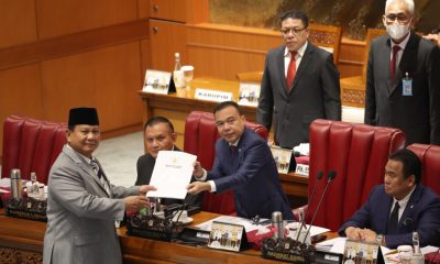 DPR RI Sahkan UU Pengesahan Perjanjian Kerja Sama Bidang Pertahanan RI – Rep. Singapura dan RI – Rep. Fiji