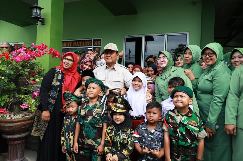 Menhan Prabowo Kunjungi Koramil 0201-10 Medan Marelan yang Dibangun Atas Swadaya Masyarakat: Ini Luar Biasa
