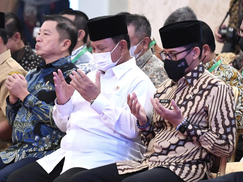 Menhan Prabowo Hadiri Penyerahan Zakat dari Presiden Jokowi ke Baznas