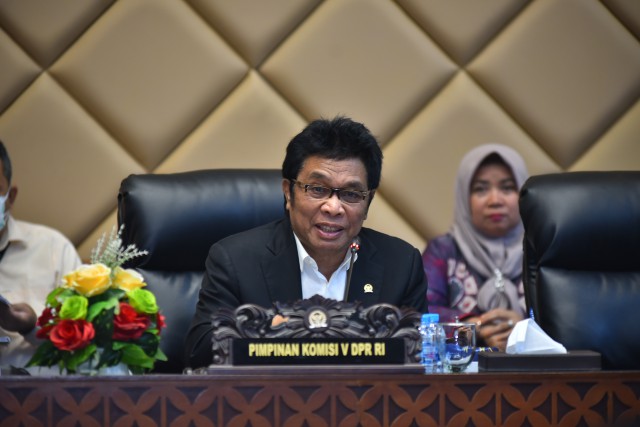 Wakil Ketua Komisi V DPR RI Ridwan Bae saat Rapat Dengar Pendapat Komisi V DPR RI dengan Kepala BNPP/Basarnas, di Gedung Nusantara DPR RI, Selasa (30/5/2023). Foto: Kresno/nr