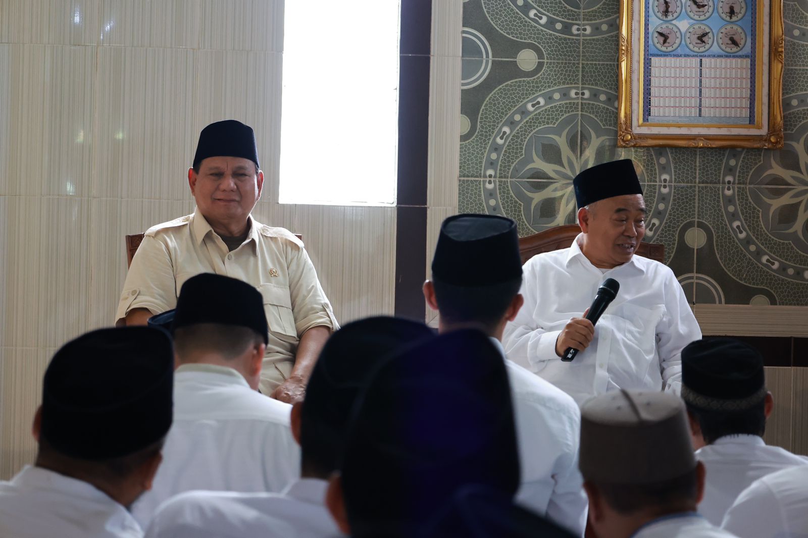 Menhan Prabowo Beri Beasiswa Bagi Santri Amanatul Ummah Mojokerto
