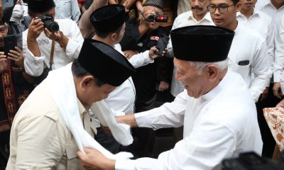 Menhan Prabowo Silaturahmi ke Ponpes Tebuireng dan Ziarah ke Makam Presiden RI ke-4 Gus Dur