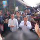 Menhan Prabowo Dampingi Presiden Jokowi Cek Harga dan Beri BLT di Pasar Bululawang Malang