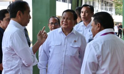 Menhan Prabowo Dampingi Presiden Jokowi Cek Prospek Produksi Munisi Pindad
