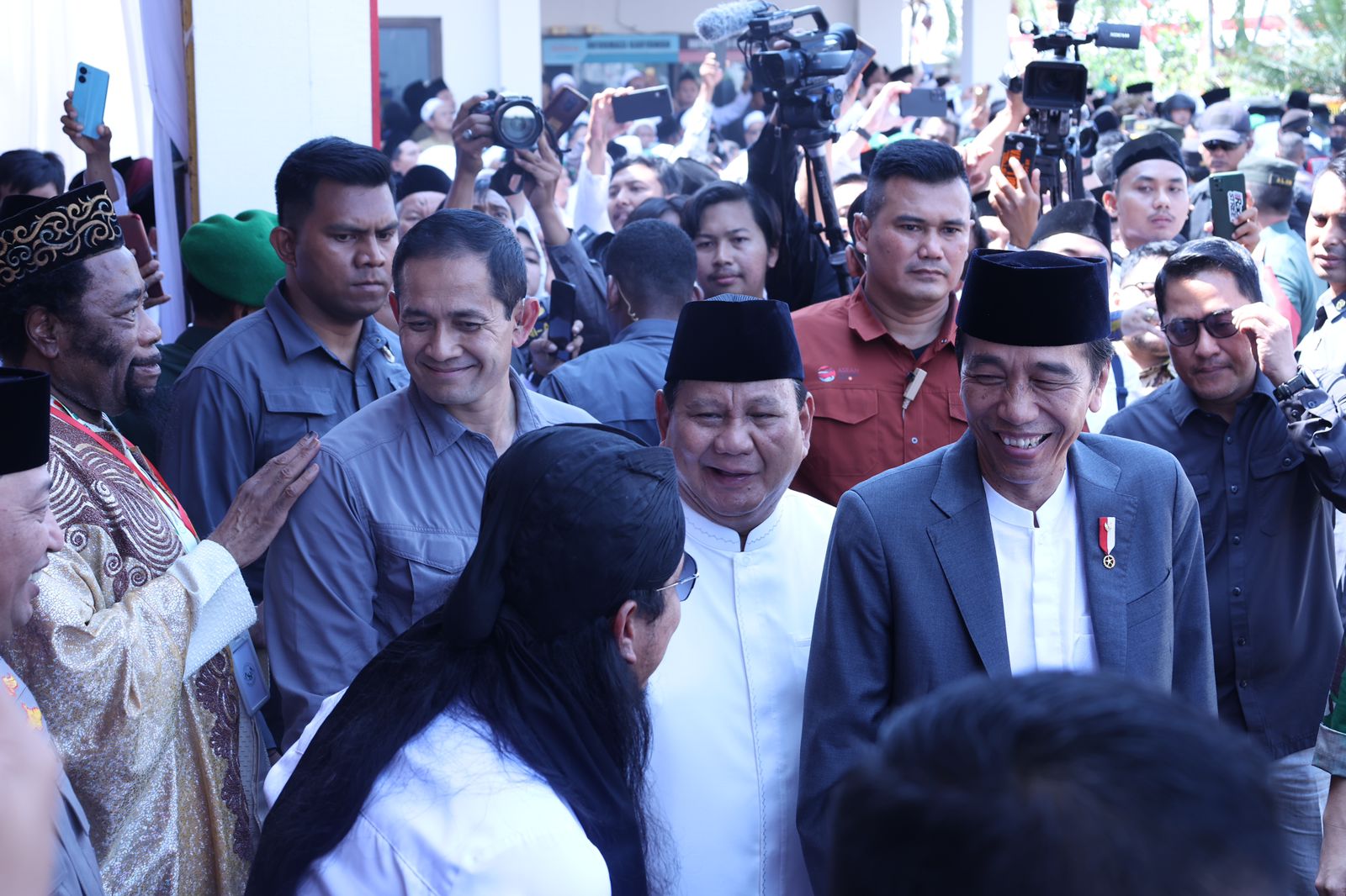 Menhan Prabowo Dampingi Presiden Jokowi Hadiri Pembukaan Muktamar Sufi Internasional