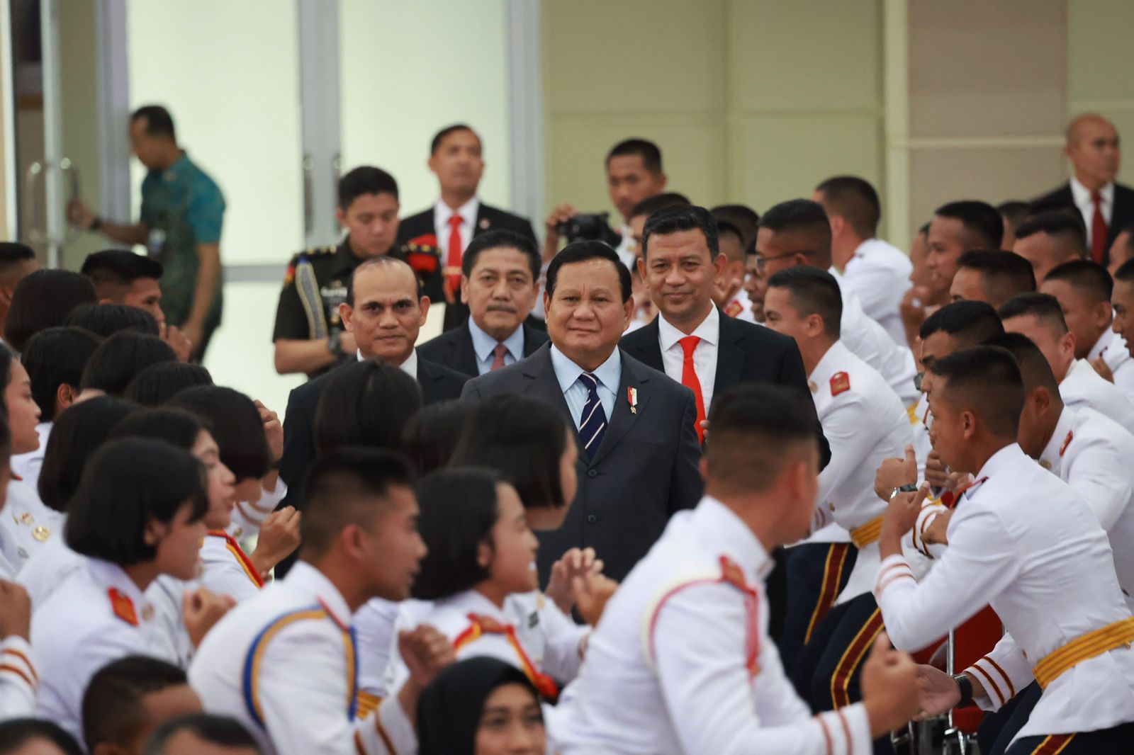 Menhan Prabowo Resmi Lantik Mayjen TNI Jonni Mahroza Sebagai Rektor Unhan RI