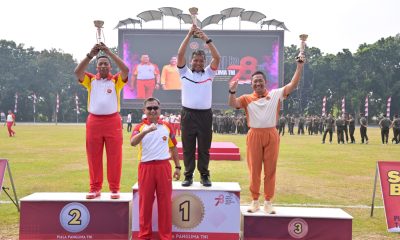 Sekjen Kemhan Hadiri Penutupan Kejuaraan Panglima TNI, Kemhan Raih Juara 3 Tenis Lapangan.
