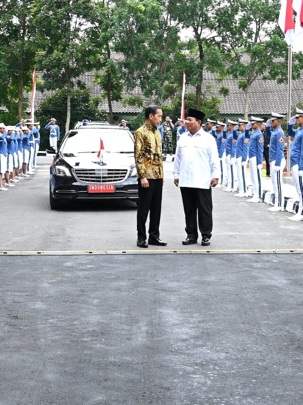 Menhan Prabowo Dampingi Presiden Jokowi Resmikan Graha Utama Akmil, Magelang