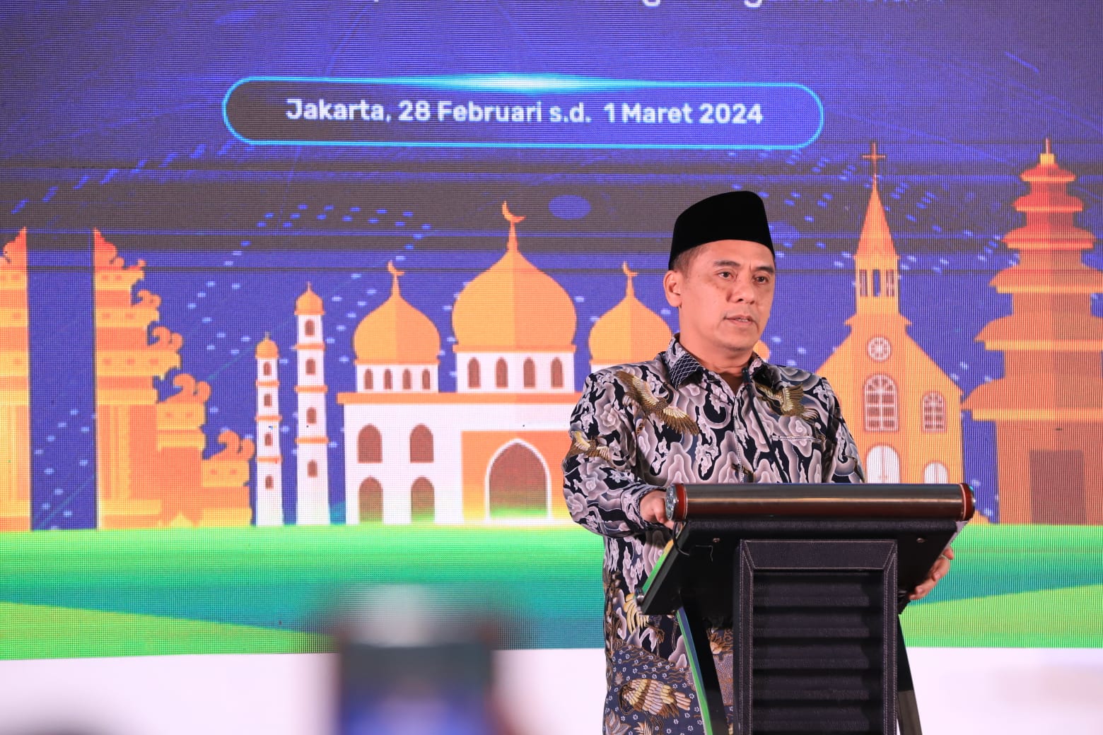 Wakil Menteri Agama, H Saiful Rahmat Dasuki saat melaunching buku “Ensiklopedia Seni Budaya Islam di Nusantara” pada acara Rakor Direktorat Penerangan Agama Islam di Jakarta, Rabu (28/02/2024) siang.