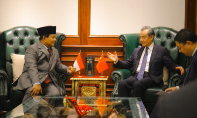 Menhan Prabowo Terima Kunjungan Menlu China, Bahas Kerja Sama Pertahanan