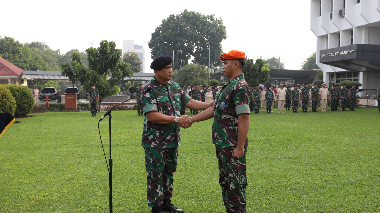 Kabag TU Pusrehab Kemhan Wakili Kapusrehab Kemhan Pimpin Upacara Pembukaan Rehabilitasi Medik Paripurna Return To Combat (RTC) Personel TNI Angkatan V TA. 2024