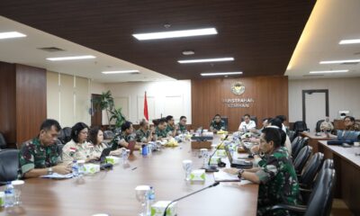 Plt. Kapusinfostrahan Bainstrahan Kemhan Membuka Rapat Strategic Information Exchange ASEAN Our Eyes (AOE)