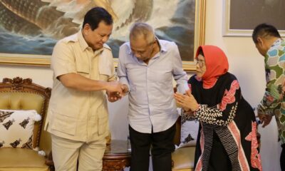 Menhan Prabowo Jenguk Jenderal TNI (Purn) Subagyo HS di Yogyakarta