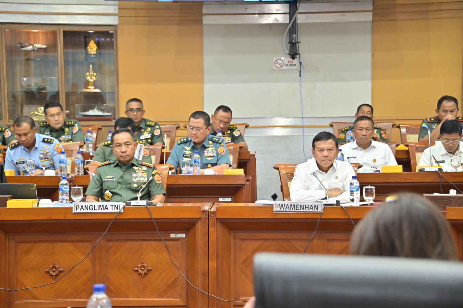 Wamenhan M. Herindra Hadiri Rapat Kerja dengan Komisi I DPR RI Terkait Hibah Alpalhankam