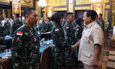 Menhan Prabowo Beri Pembekalan 40 Nakes TNI yang akan Berangkat Misi Kemanusiaan Gaza
