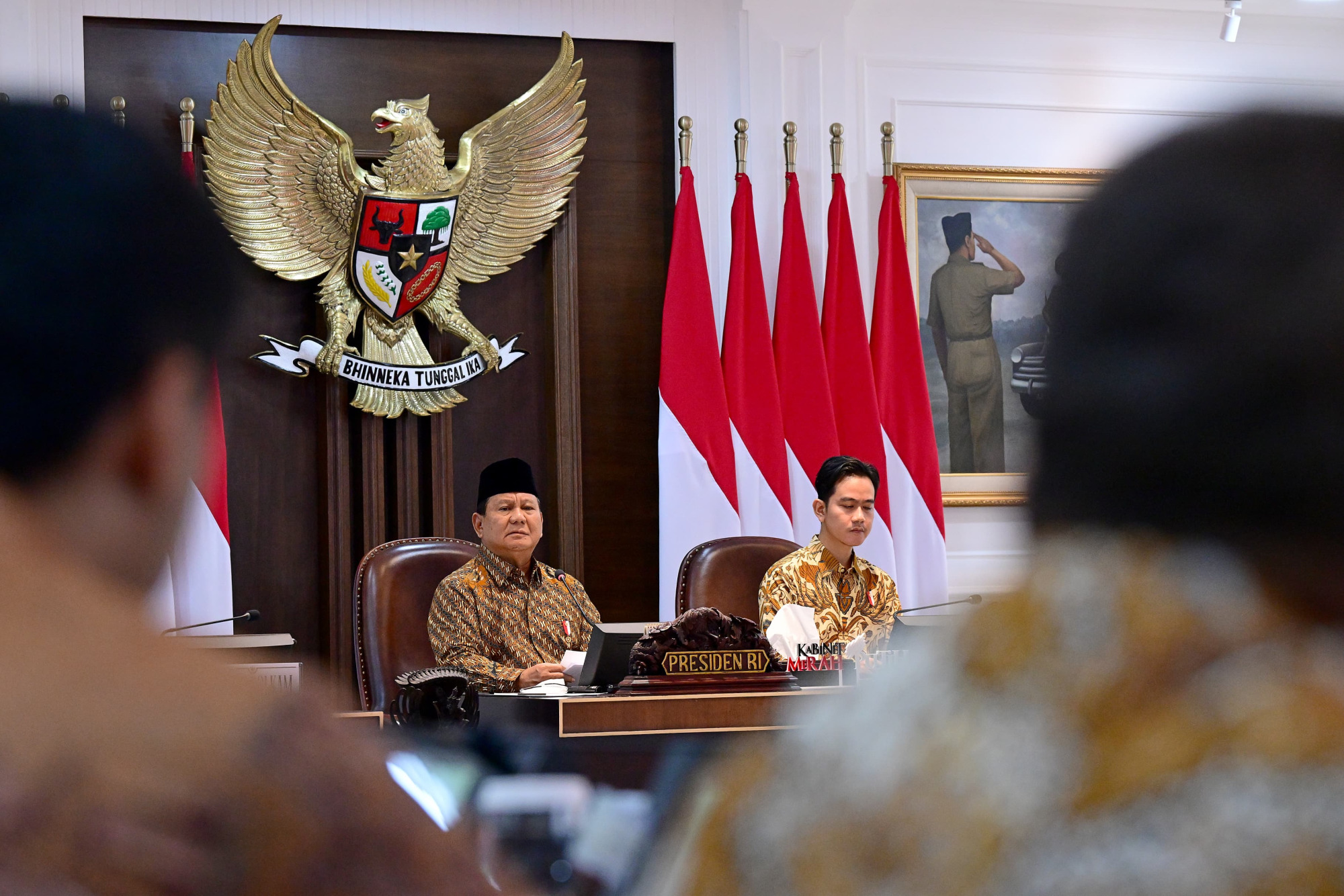 Menhan Sjafrie Hadiri Sidang Kabinet Paripurna Pertama yang Dipimpin Presiden Prabowo