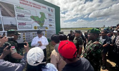 Wamenhan Dampingi Mentan Tinjau Lokasi Lahan Pengembangan Food Estate di Kampung Wanam, Merauke