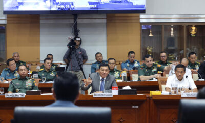 Hadiri Rapat Kerja dengan Komisi I DPR, Menhan Sjafrie Fokus Melanjutkan dan Mengembangkan Pembangunan Kekuatan Pertahanan Negara