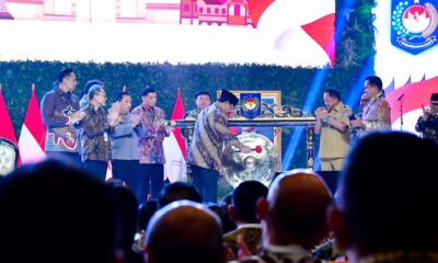 Menhan Sjafrie Hadiri Pengarahan Presiden Prabowo di SICC, Tekankan Penanganan Empat Persoalan Penting