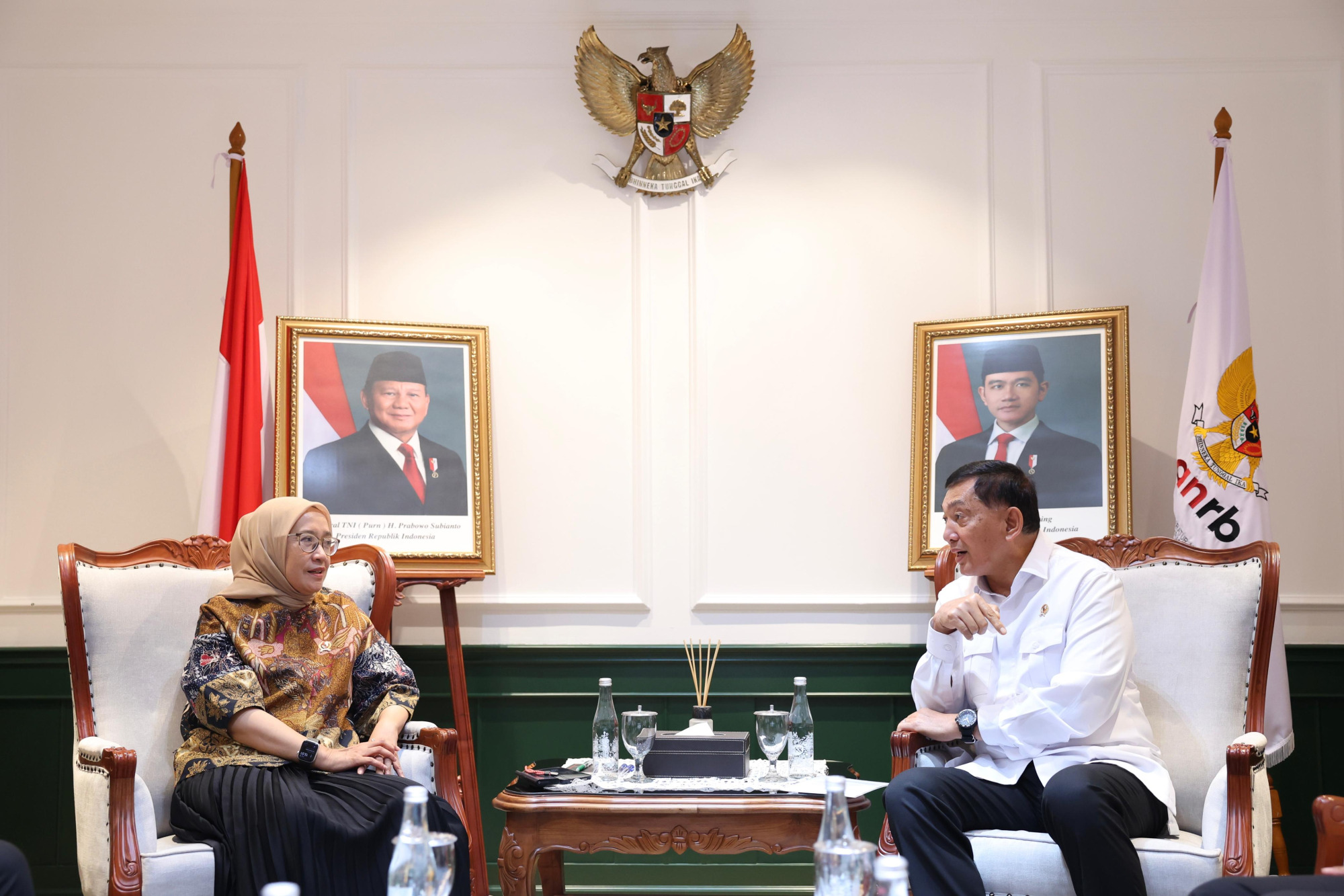 Menhan Sjafrie Temui Menteri PANRB, Bahas Pengembangan Kapasitas SDM Aparatur Negara di Bidang Pertahanan