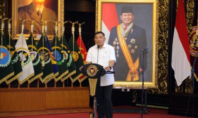 Menhan Sjafrie Beri Sambutan Pada Acara Perayaan Natal Kemhan RI