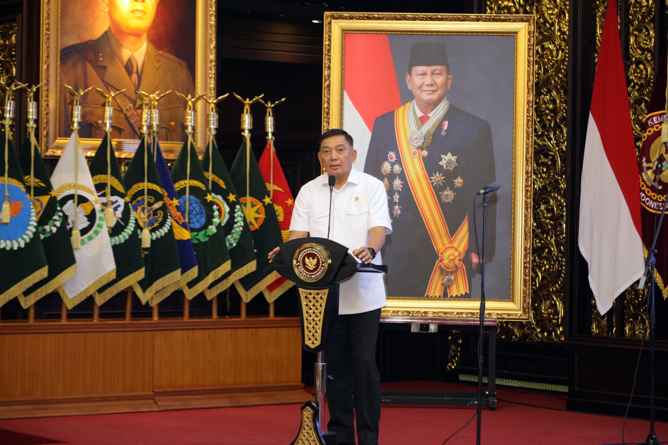 Menhan Sjafrie Beri Sambutan Pada Acara Perayaan Natal Kemhan RI