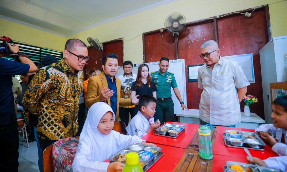 Dikunjungi DPR RI, Pilar Saga Ichsan Pastikan Pemkot Tangsel Siap Kawal Program MBG dengan Optimal