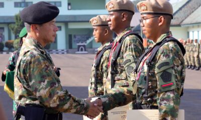 Kemhan Gelar Penutupan Pelatihan Dasar Kemiliteran Komcad Matra Darat, PNS dan PPPK UO Kemhan Gelombang I TA 2025