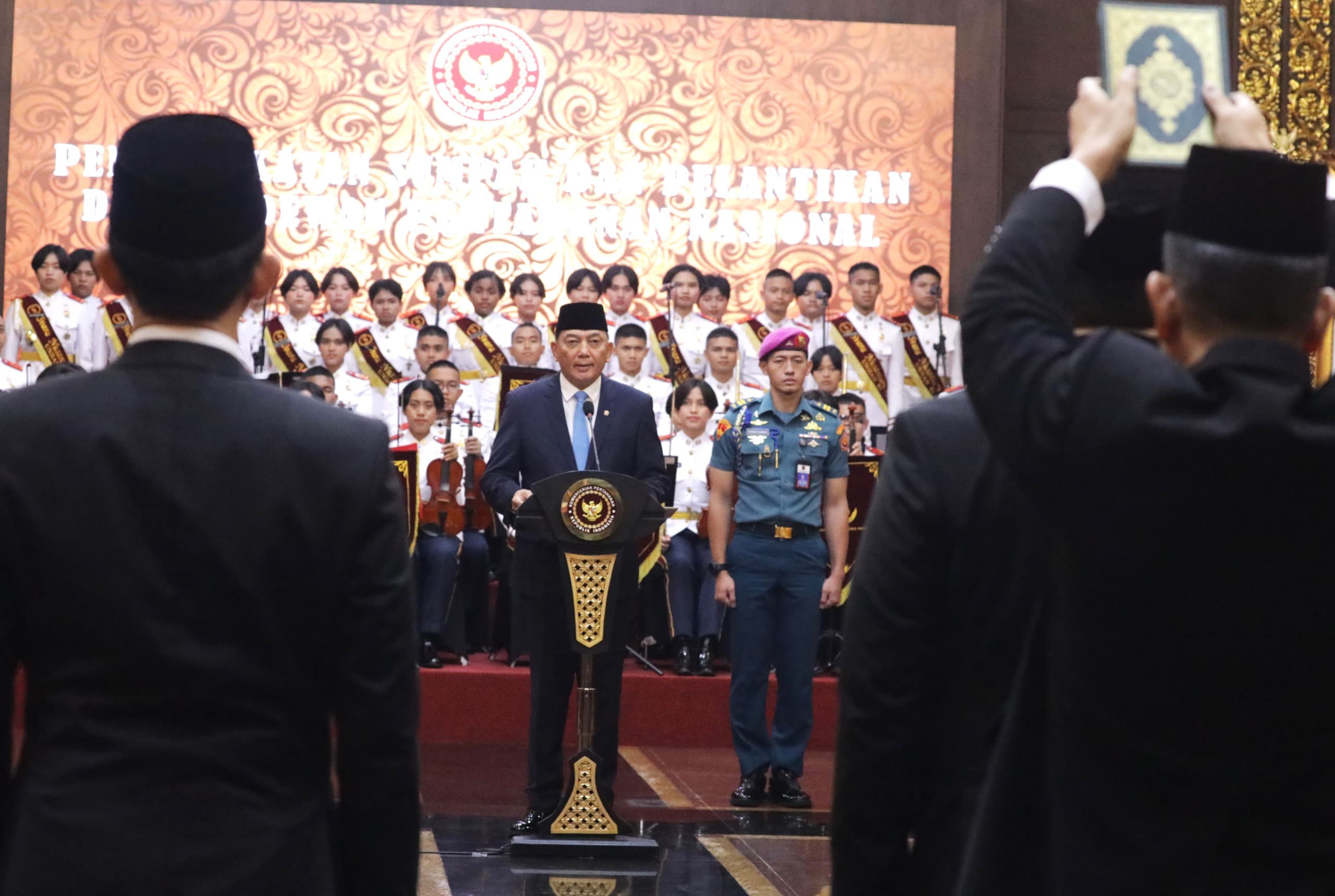 Menhan Sjafrie Lantik Deputi Dewan Pertahanan Nasional (DPN)