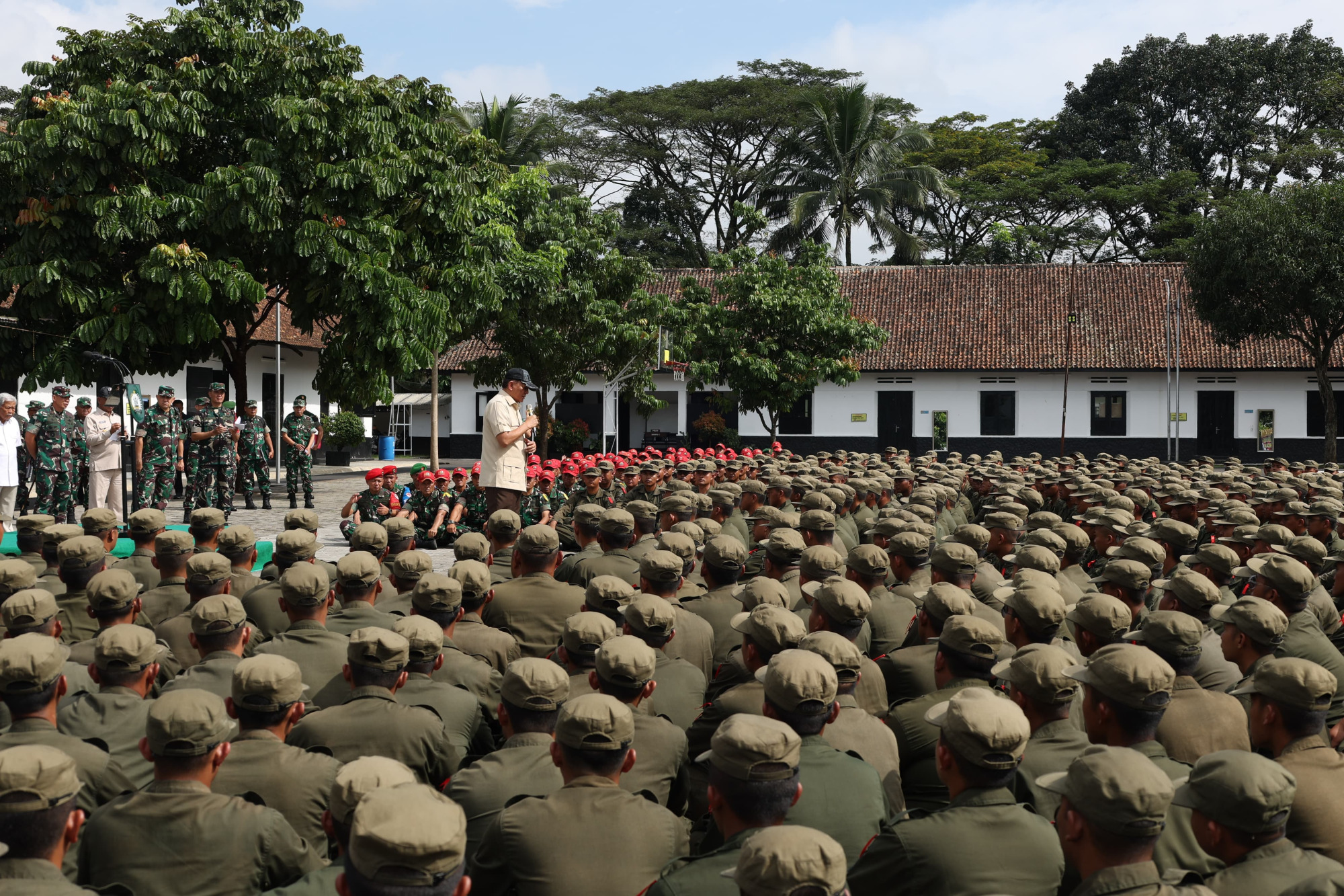 Menhan Sjafrie Tinjau Langsung Kesiapan Pembentukan Siswa SPPI di Rindam IV/Diponegoro