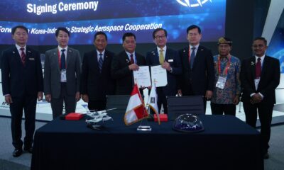 Wamenhan RI Saksikan Penandatanganan Kerja Sama Strategis PT DI dan KAI di Indo Defence 2025