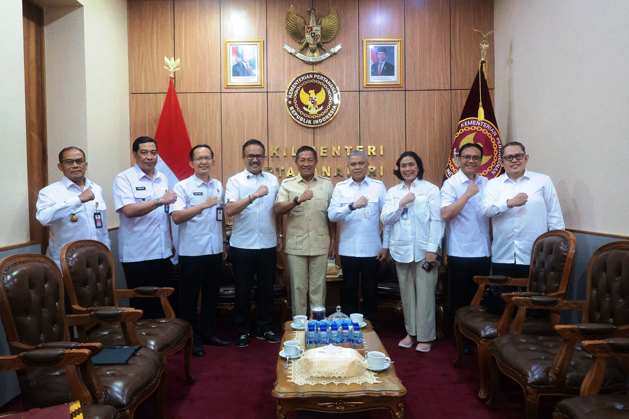Wamenhan RI Terima Audiensi PT Bio Farma untuk Dorong Kemandirian Kesehatan Nasional