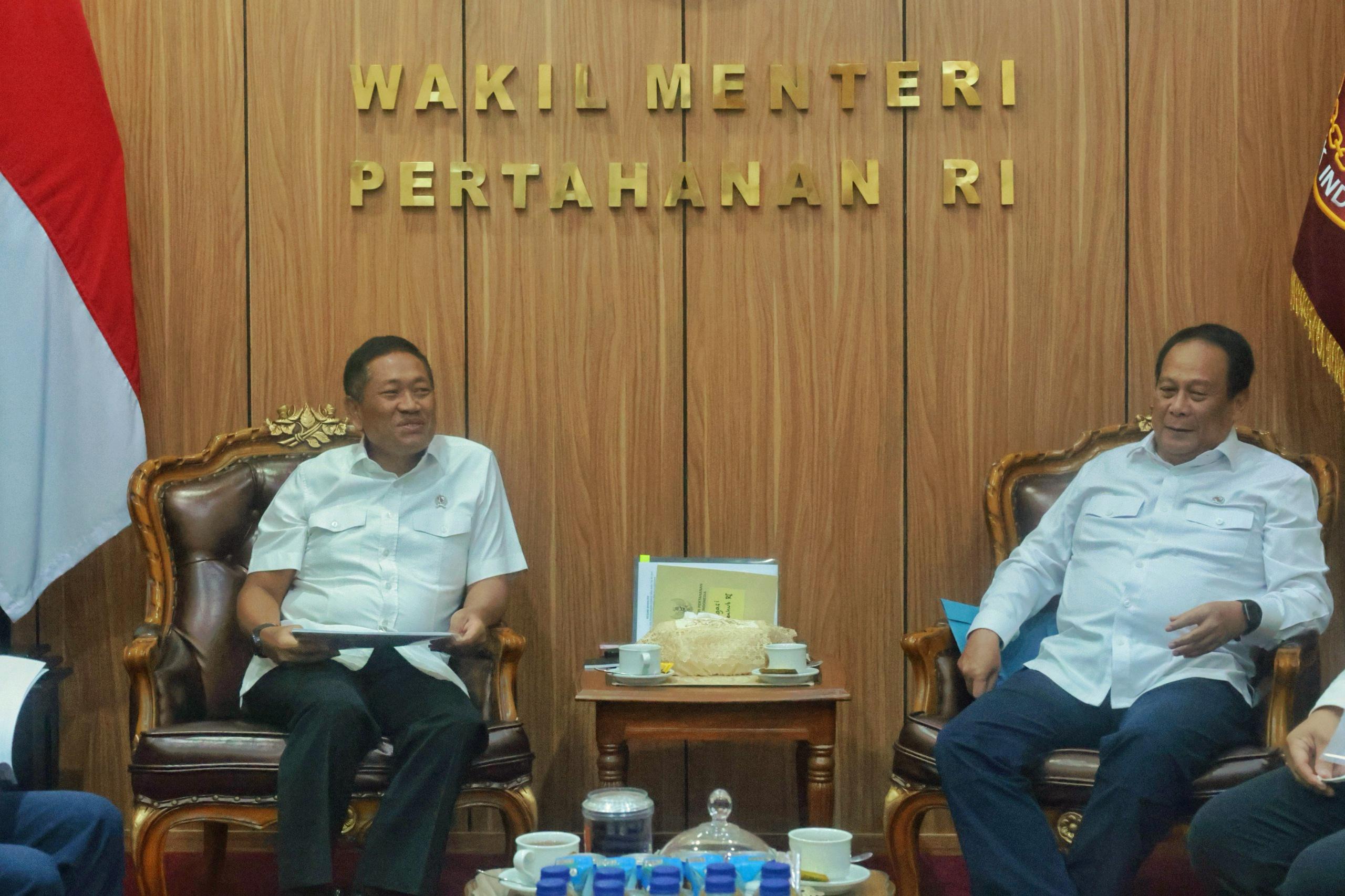 Wamenhan RI Terima Audiensi Wamenhub RI, Bahas Kolaborasi Pembangunan Infrastruktur Strategis Nasional