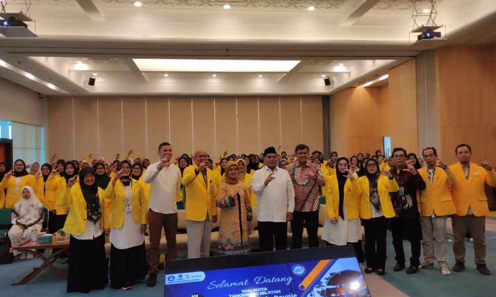 Tingkatkan Kualitas Pendidikan Anak, Pemkot Tangsel Berikan Beasiswa dan Bantuan Pendidikan S1 untuk 95 Guru PAUD
