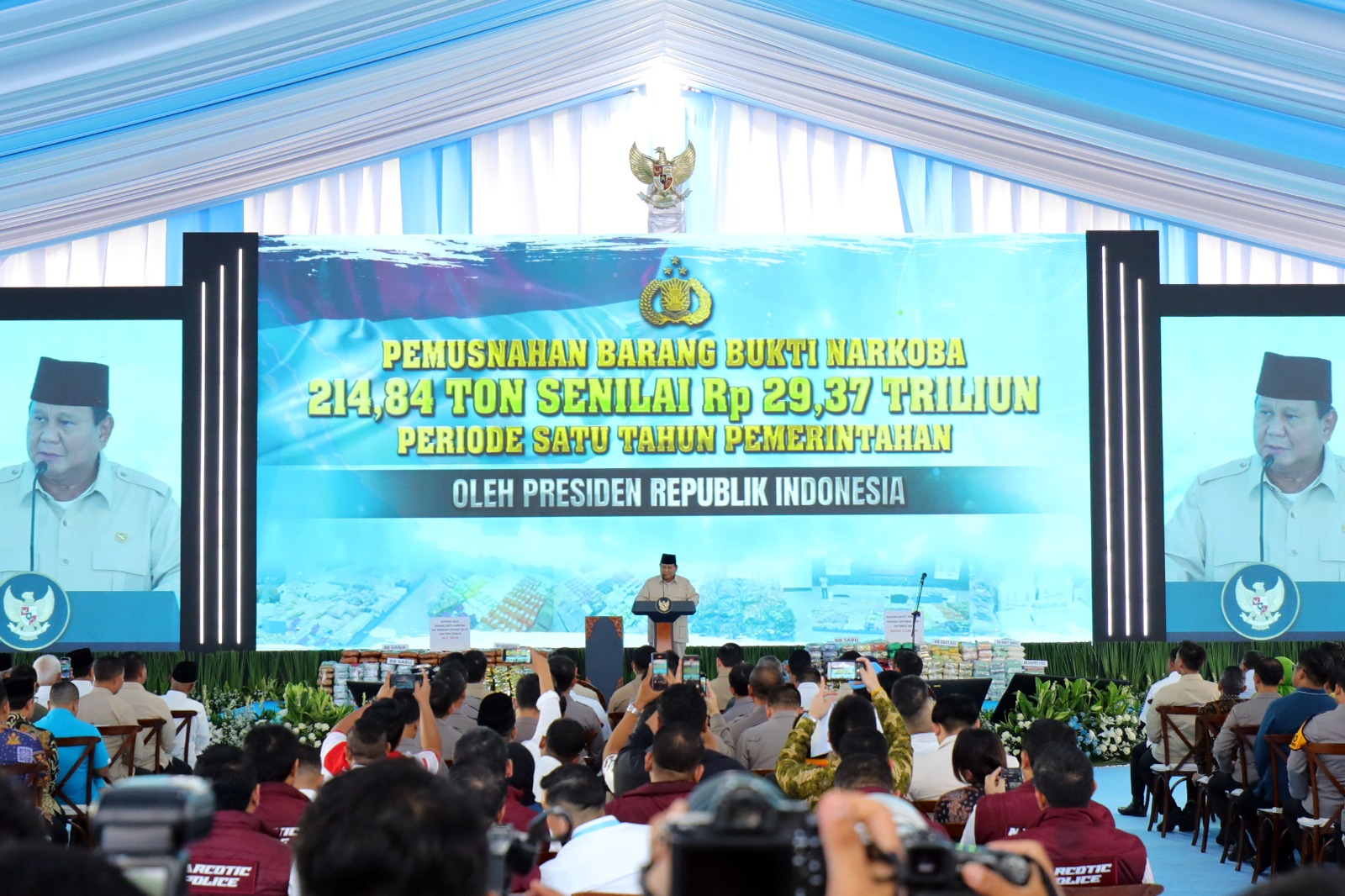 Wamenhan Mewakili Menhan, Dampingi Presiden Pimpin Pemusnahan Narkoba 214,84 Ton di Mabes Polri