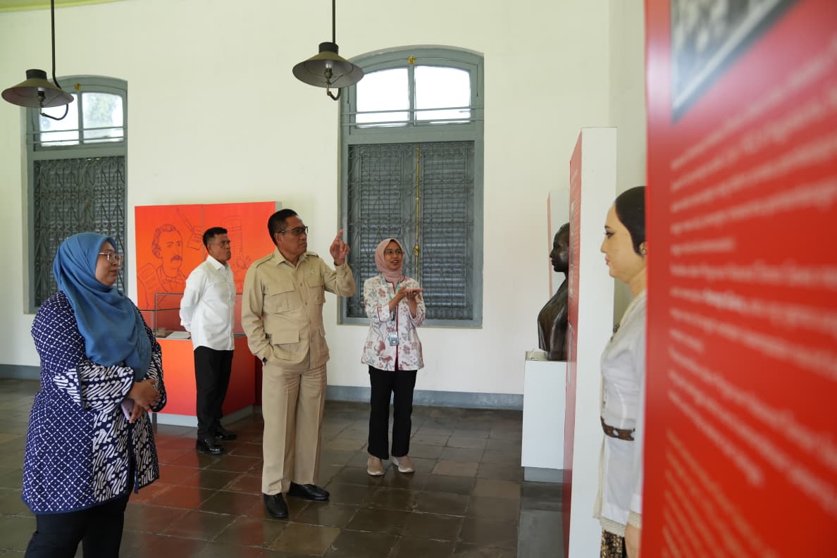 Wamenhan Kunjungi Museum Kebangkitan Nasional