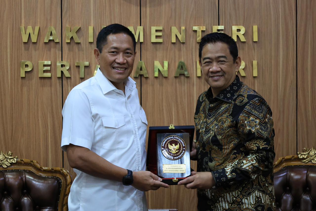 Wamenhan Terima Audiensi Dirut Krakatau Steel, Bahas Potensi Pengembangan Integrated Defense Area