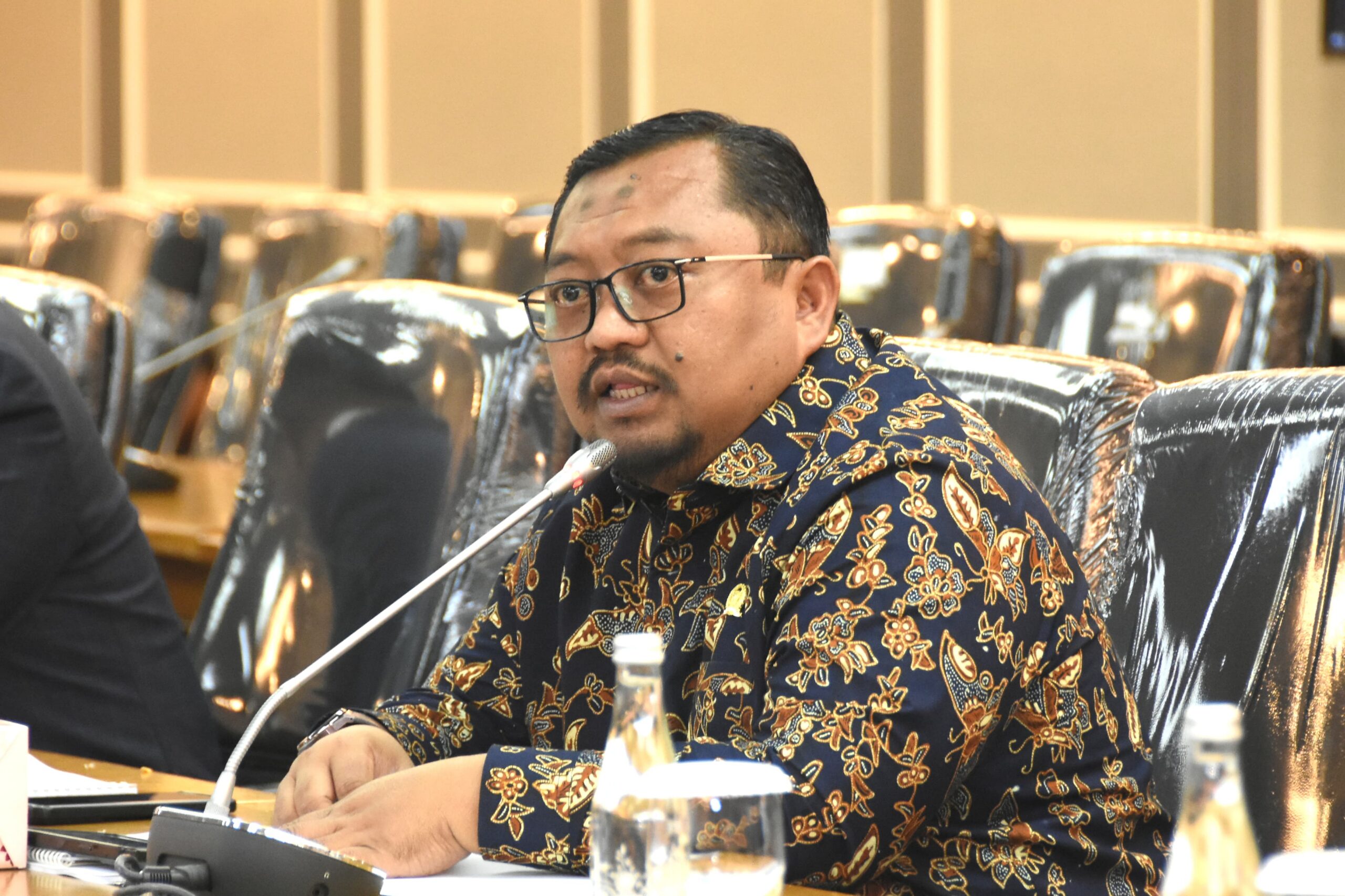 Yanuar Arif Minta Klarifikasi Influencer Terkait Polemik Paspor Asing