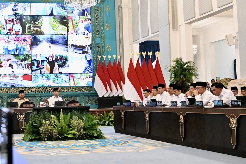 Menhan Sjafrie Hadiri Sidang Kabinet Paripurna Bahas Kesiapan Idulfitri 1447 H dan Stabilitas Nasional