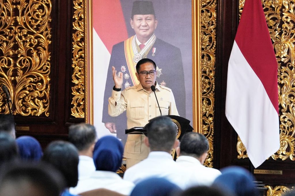 Bangun Generasi Pemimpin, Wamenhan Dorong Siswa SMA TN Perkuat Nasionalisme dan Integritas