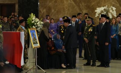 Menhan Dampingi Presiden Beri Penghormatan Terakhir kepada Tiga Prajurit TNI Gugur dalam Misi Perdamaian di Lebanon