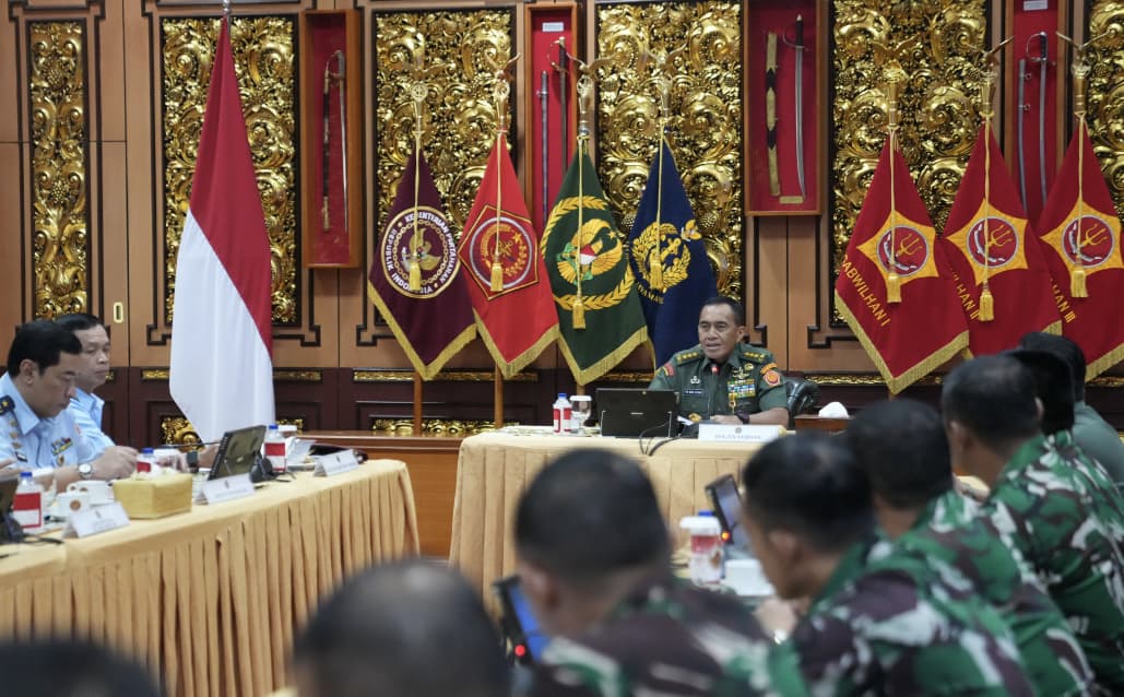 Sekjen Kemhan Bekali Satgas Nakes TNI Patriot Husada Gelombang VI untuk Misi Kemanusiaan di Palestina